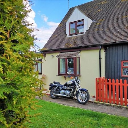 Chalet Cottages Streatley  Ngoại thất bức ảnh
